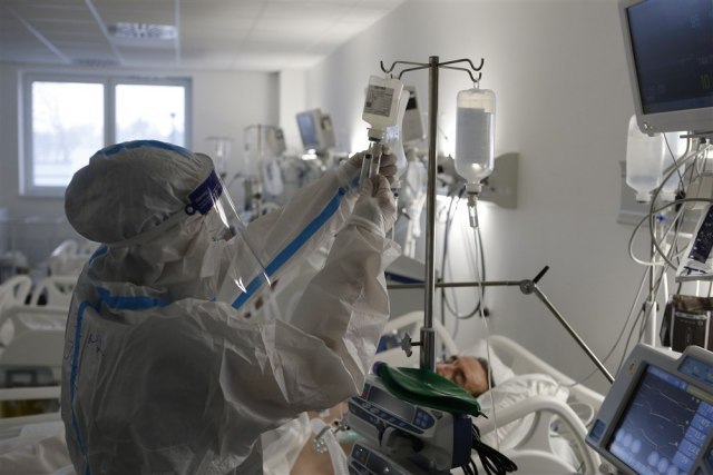 U Hrvatskoj se širi virus gripa, zabeležen prvi smrtni sluèaj